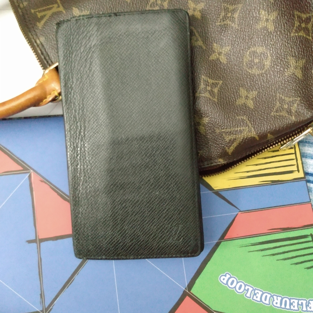 Sale Authentic Louis Vuitton Taiga Porto wallet - Picture 6 of 14